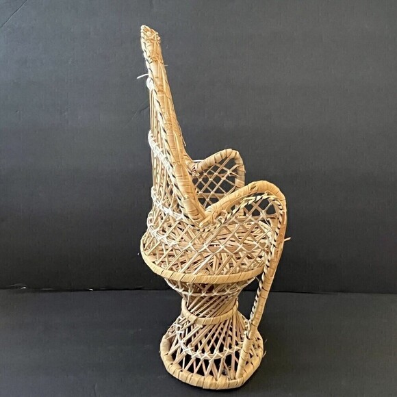 Wicker Peacock Rattan Chair Doll Plant Stand Boho Decor Fan Back 15" 90s Y2K - Picture 4 of 11